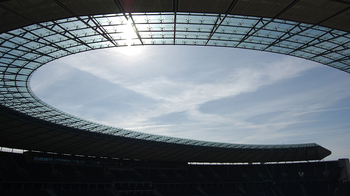 Olympiastadion-Berlin-Dach