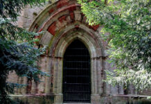Bilderserie Mausoleum im Selketal im Harz